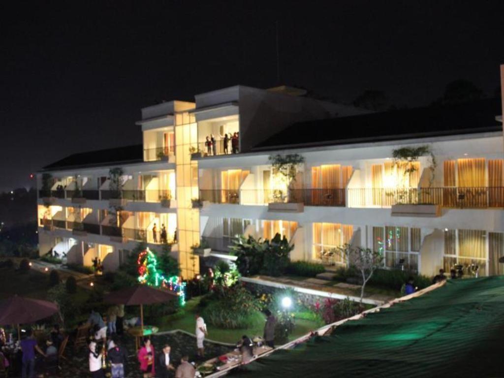 Casa Monte Rosa Puncak Exterior photo